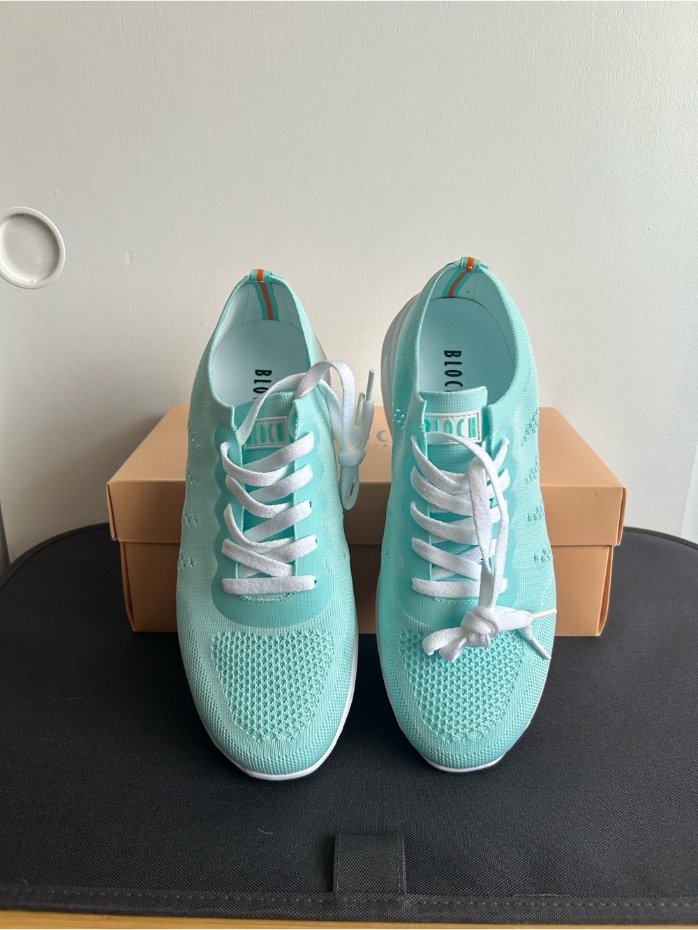 NWT Bloch Omnia Dance Sneakers for hip hop, modern, street dance or casual wear
